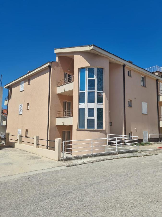 Apartmani Katarina Makarska Exterior foto