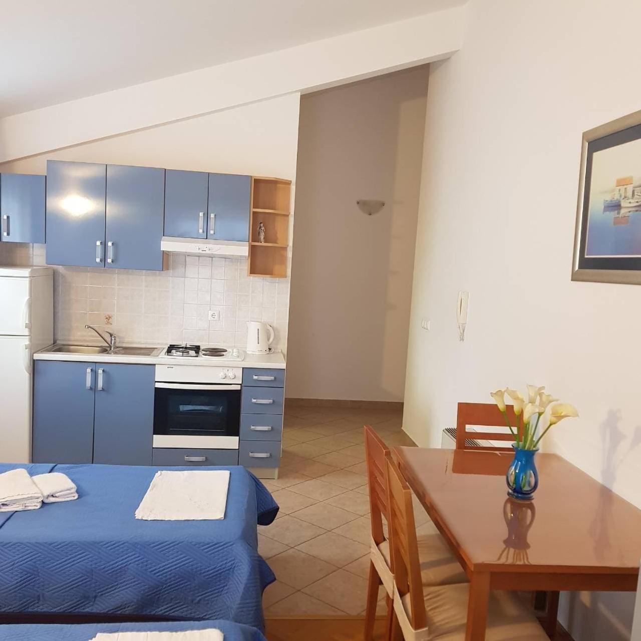 Apartmani Katarina Makarska Quarto foto